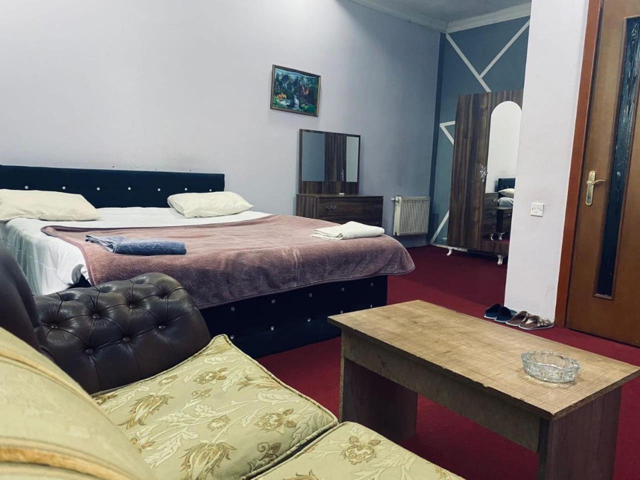 Ekm Hotel Baku Bagian luar foto