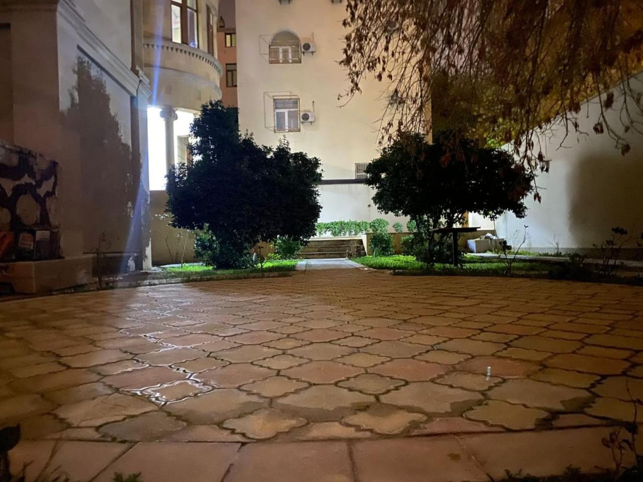 Ekm Hotel Baku Bagian luar foto